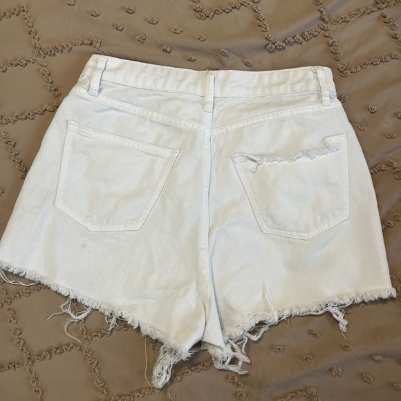 Wild fable white Jean shorts! - Picture 2 of 3
